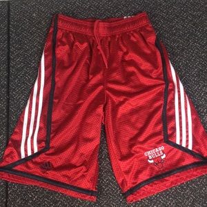 Men’s Bulls shorts